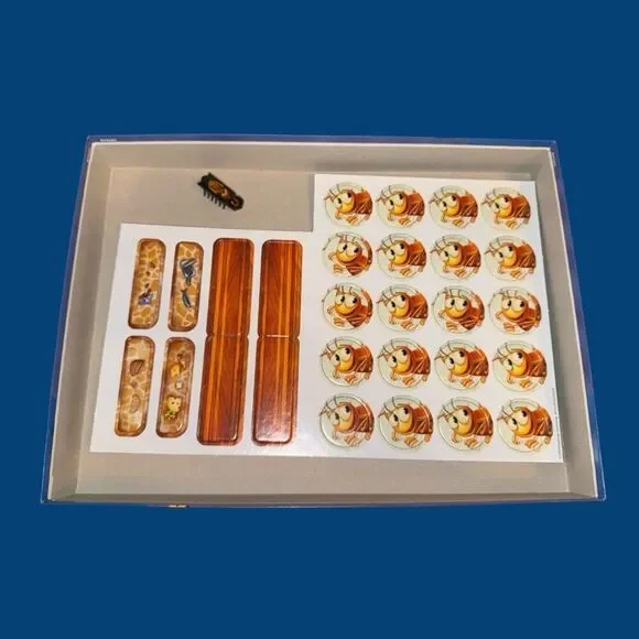 NEW Vintage Ravensburger Bugs In The Kitchen Hexbug Game Unpunched Open Box - Picture 3 of 7